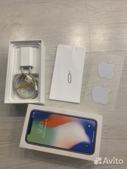 iPhone X, 256 ГБ