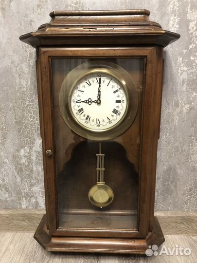 Часы настенные деревянные