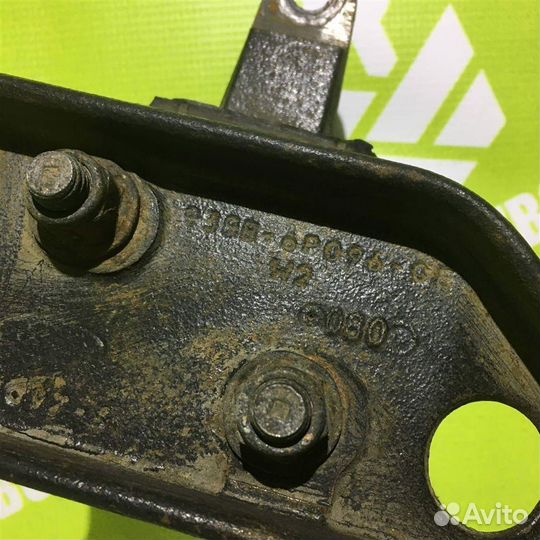 Кронштейн двигателя правый Форд Мондео 2