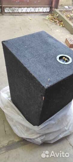 Короб для двух сабвуферов 30 см на трубе
