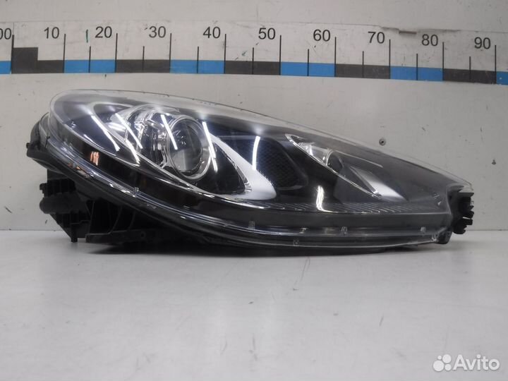 Б/У Б/У Фара правая 95B941030AN porsche