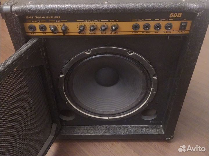 Басовый комбоусилитель 50 ват