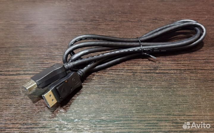 Кабель Displayport-displayport