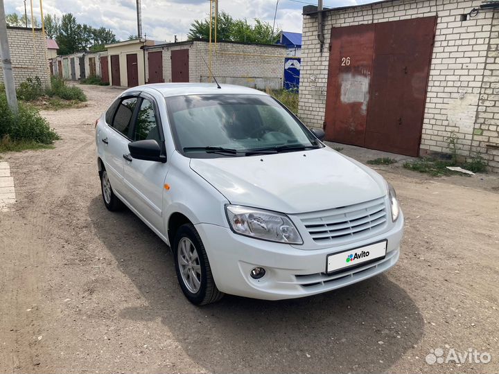 LADA Granta 1.6 МТ, 2014, 100 000 км
