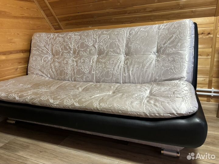 Продам диван