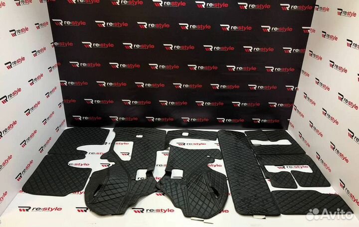 Ковры багажника 3D Toyota Land Cruiser 200 7м Черн