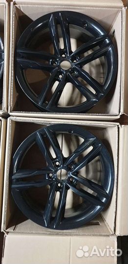 Литые диски на Audi R18 5x112