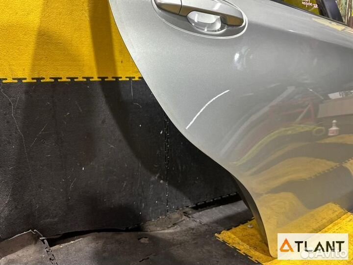 Дверь задний правый toyota vitz