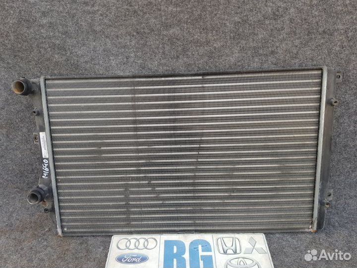 Радиатор основной Skoda Octavia 2 (A5) 2011