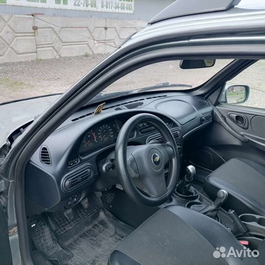 Chevrolet Niva, 2011