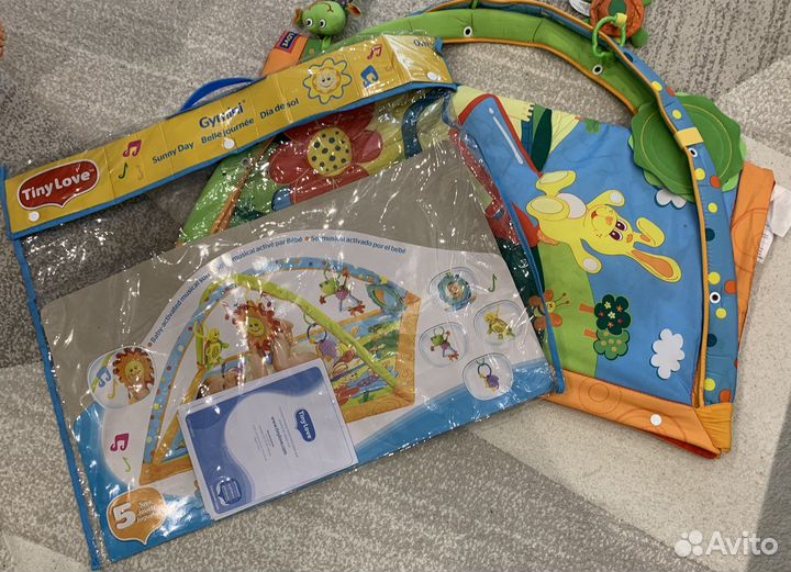 Развивающий коврик