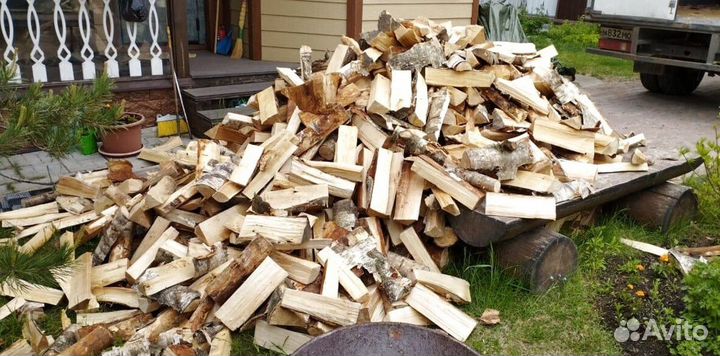 Дрова с доставкой в укладку любого объема
