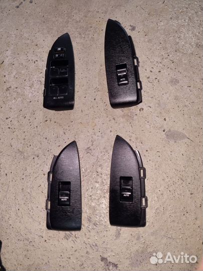 Блок управления стеклоподёмниками Toyota Prius