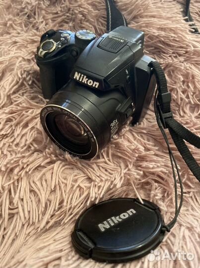 Компактный фотоаппарат