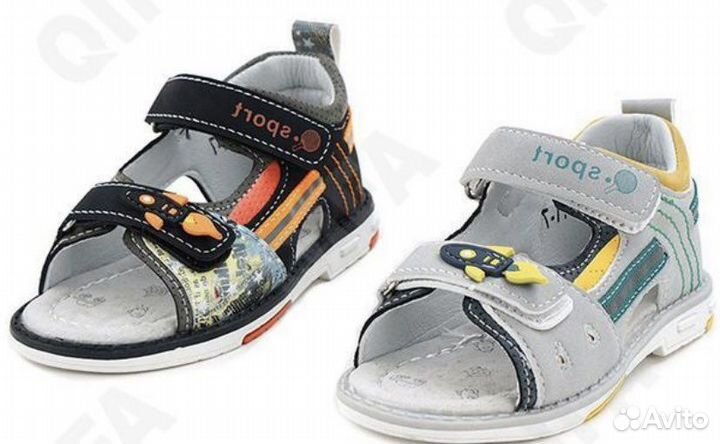Сандали для мальчика новые 22,23,26