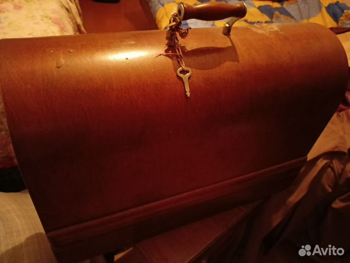 Швейная машина