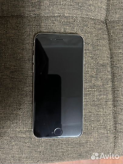iPhone SE (2022), 64 ГБ
