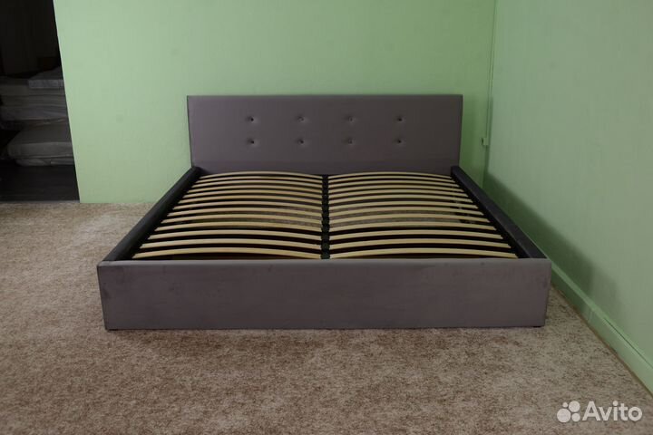 Кровать 200х200