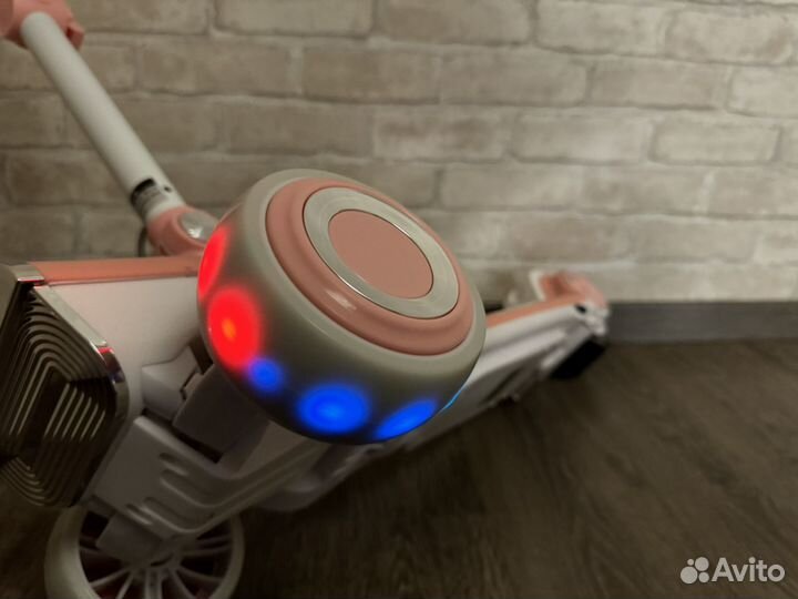 Электросамокат детский с музыкой Bluetooth