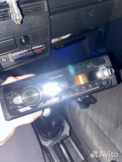 Магнитола pioneer mvh-s110UB