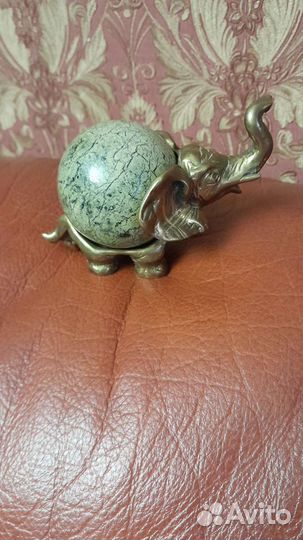 Бронзовый слон