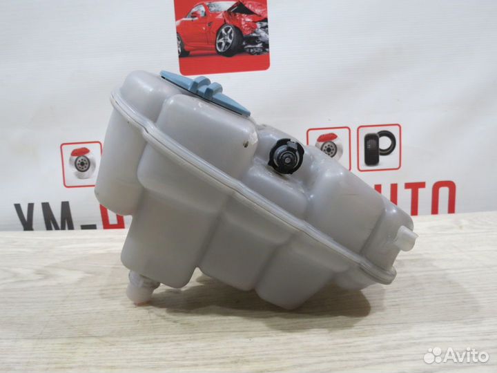 Бачок расширительный Audi A7