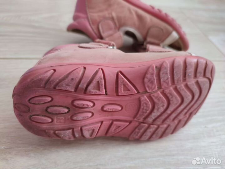 Кожаные сандали Тотто 22 кроссовки 23