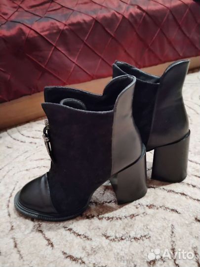 Ботинки 38 размер
