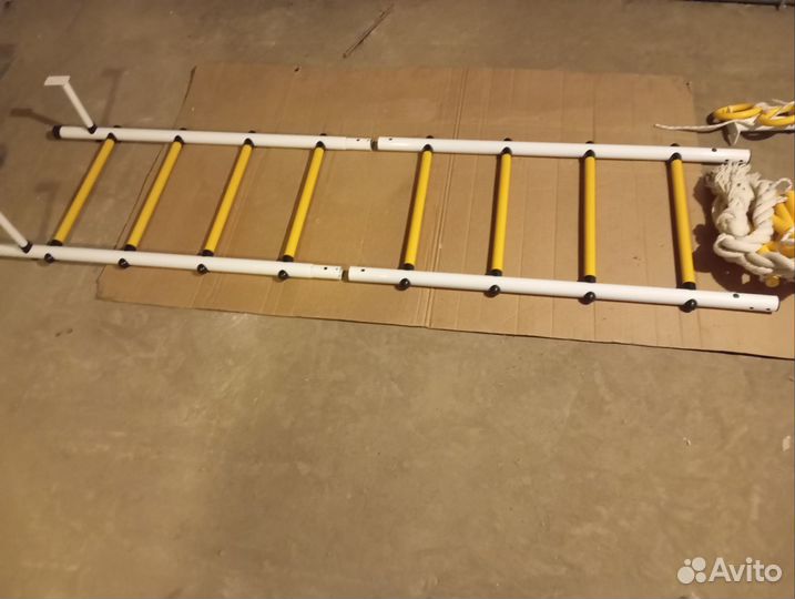 Детская шведская стенка с турником