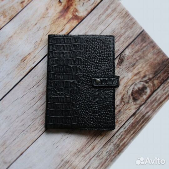 Ежедневник в кожаной обложке