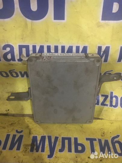 Блок управления двс Toyota Carina