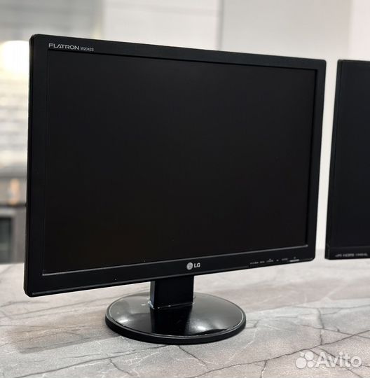 Монитор Asus 24