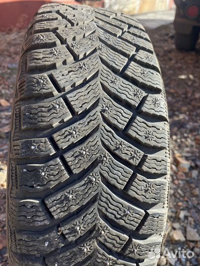 Michelin X-Ice North 4 185/65 R15