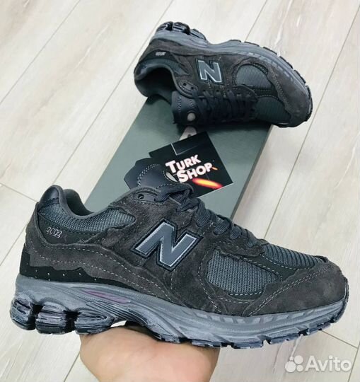 Кроссовки мужские new balance 2002r