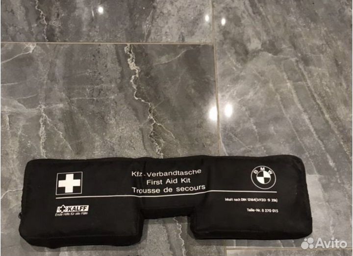 Аптечка от BMW E60 E65 E66