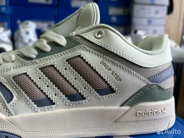 Кроссовки Adidas