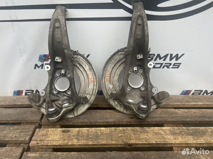 Кулак поворотный передний X-drive BMW 5 G30 8 G16