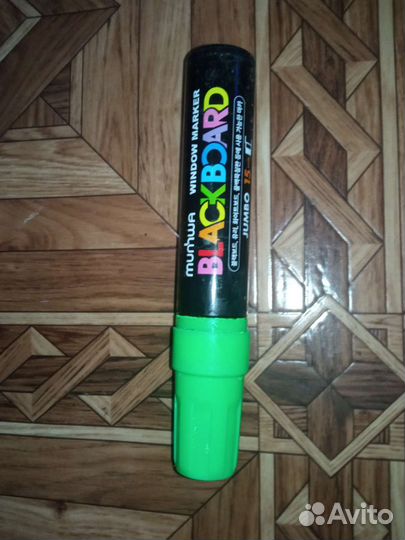 Зелёный маркер с меловой заправкой