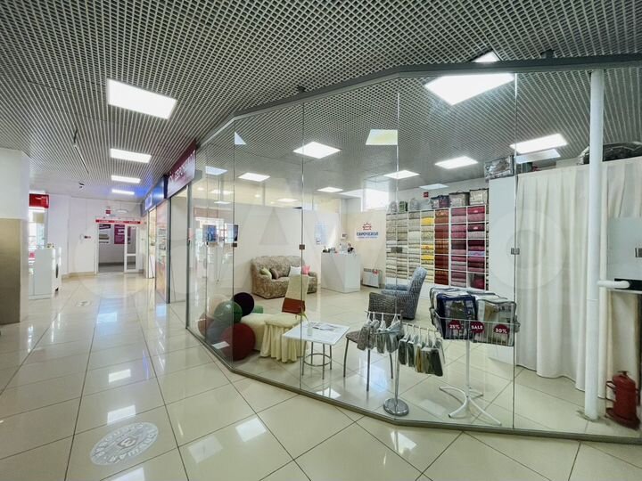 Торговая площадь, 16 м²