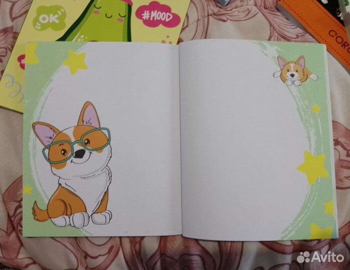 Скетчбук с рисунками, блокнот