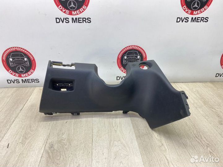Нижняя часть торпедо Mercedes E Klasse W211