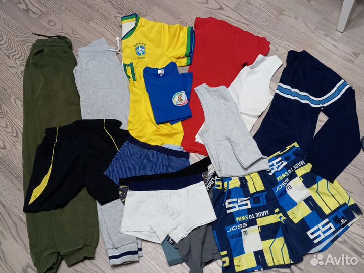 Одежда для мальчика пакетом 8-9 лет