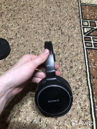 Беспроводные наушники