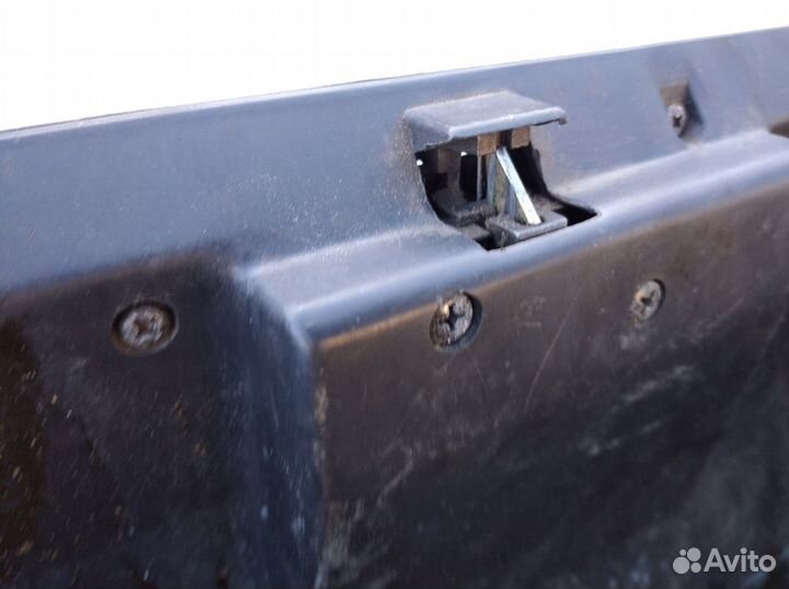 Бардачок Kia Sportage 1