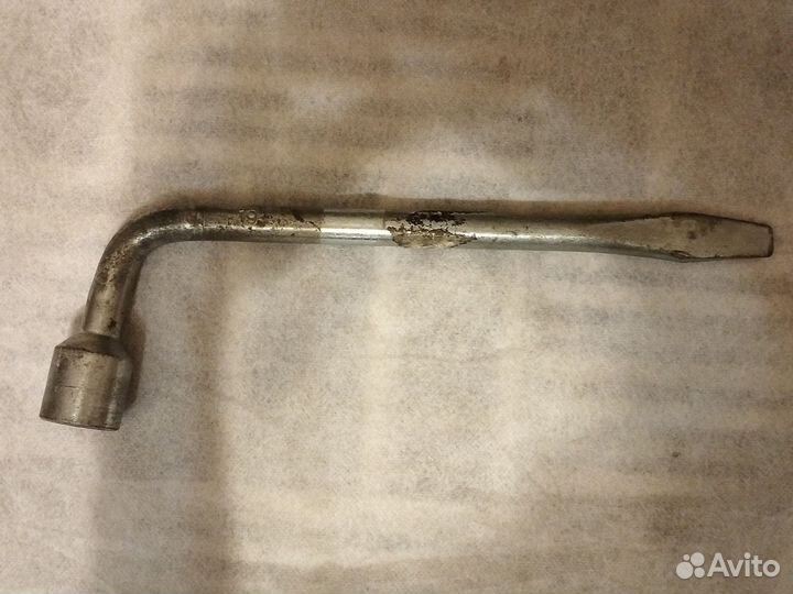 Балонный ключ 19