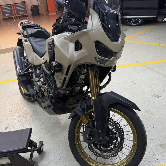 Honda Africa Twin Adventure Sports, 2025, 4 300 км