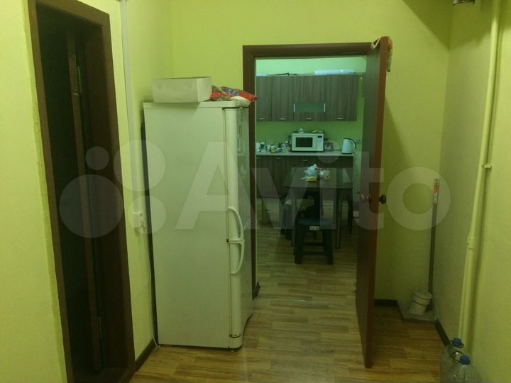 Помещение свободного назначения, 275 м²