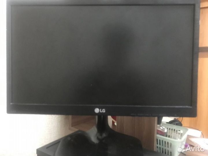 Монитор LG