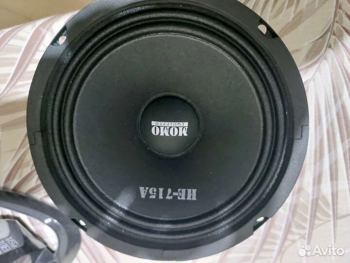 Колонки момо автомобильные новые