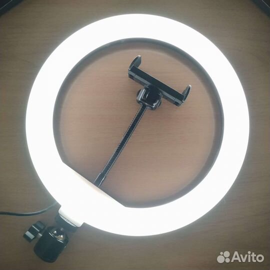 Кольцевая лампа 26 см
